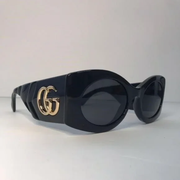 New- 💯 Original  Gucci GG0810S 001 Oval Quilted Thick Rim sunglasse - Picture 3 of 17